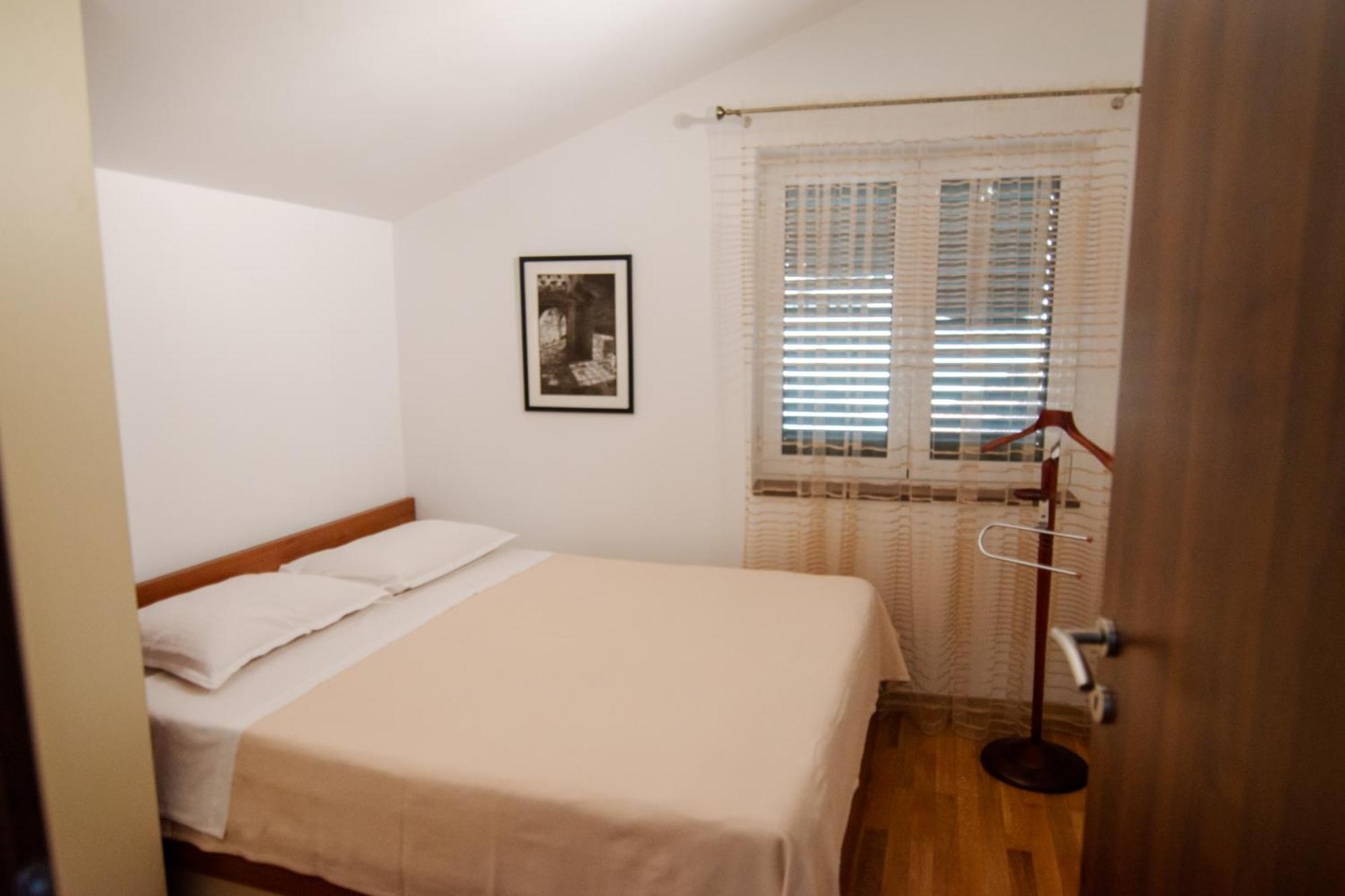 City Center Apartments Тиват Экстерьер фото